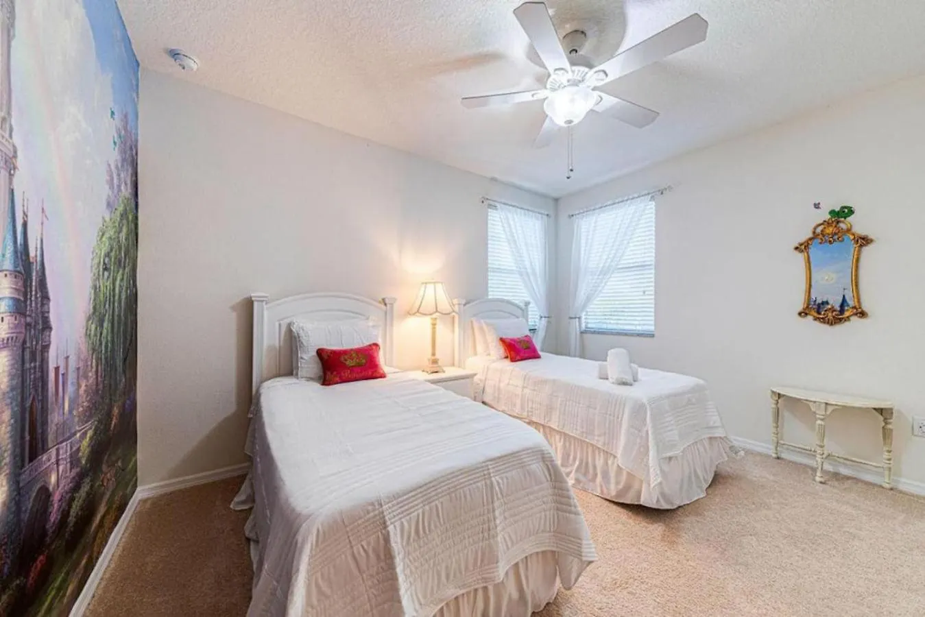 Holiday home Huge Deck Area, Private Conservation Views, 5 Beds Davenport United States