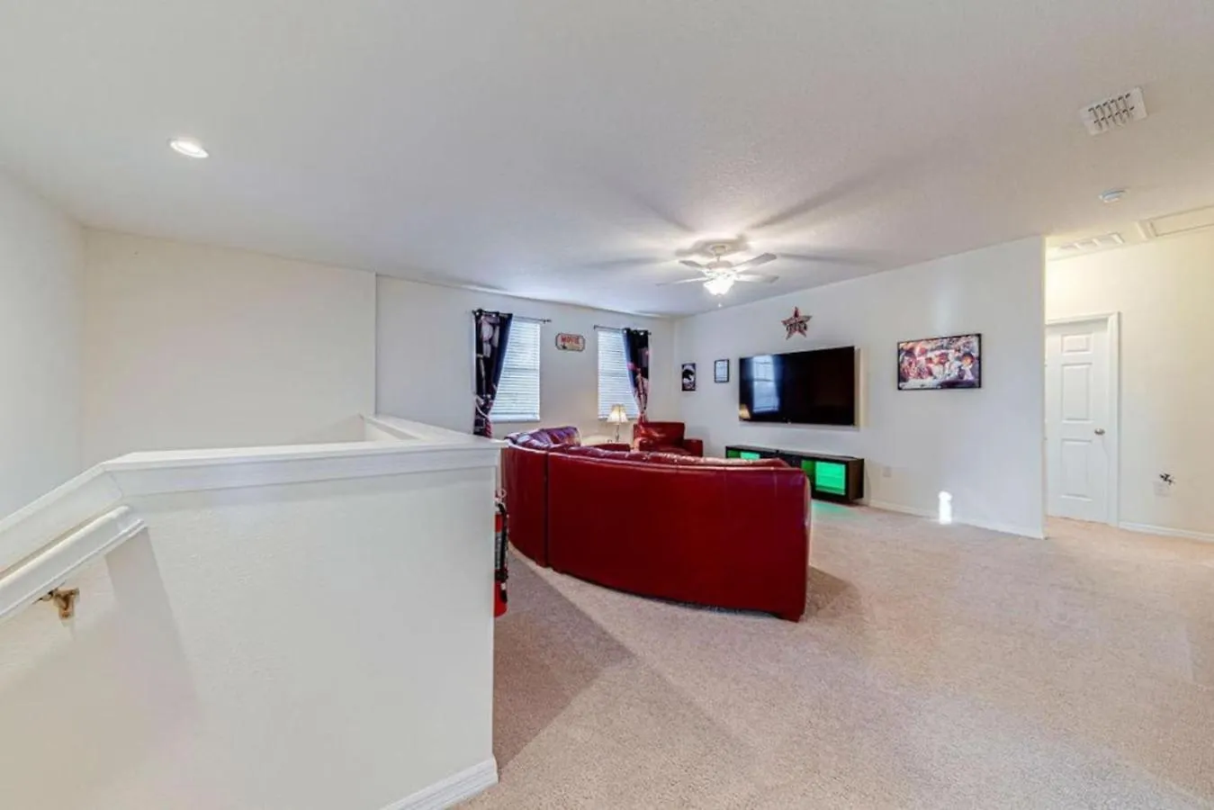 Holiday home Huge Deck Area, Private Conservation Views, 5 Beds Davenport United States